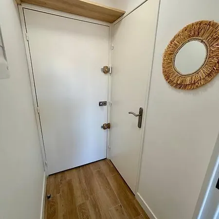 Apartman Studio Climatise - Tout A Pieds - Refait A Neuf