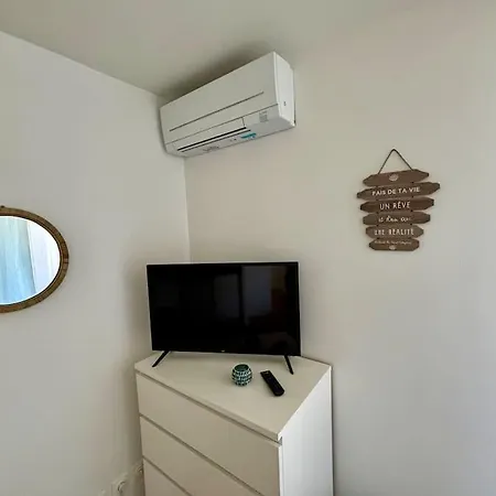 Apartment Studio Climatise - Tout A Pieds - Refait A Neuf Bormes-les-Mimosas